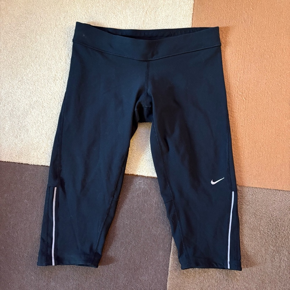 2/$20 NIKE Dri-Fit Performance Capris size S